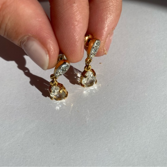 EVEVIC crystals from SWAROVSKI dangle earrings for pierced ears - Picture 5 of 12
